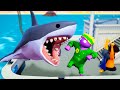 Fighting SHARKS While our Ship Sinks - Gang Beasts (Funny Moments)