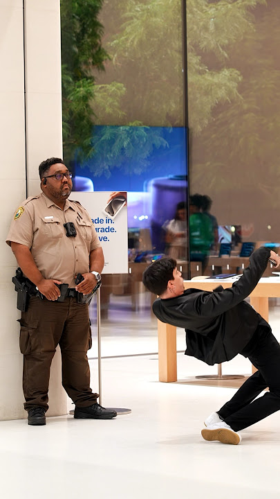 Smooth Criminal vs. Cop 🤣