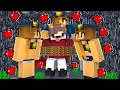 As POLICIAIS de BIQUINI MAIS LINDAS se JUNTARAM e ME ENCHERAM de BEIJOS no Minecraft