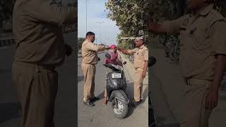 Dil pa jakhm khate Ha..# Police Public help#trending#viralvideo