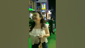 الحياة الليلية في شوارع سيول Nightlife In The Streets Of Seoul 
