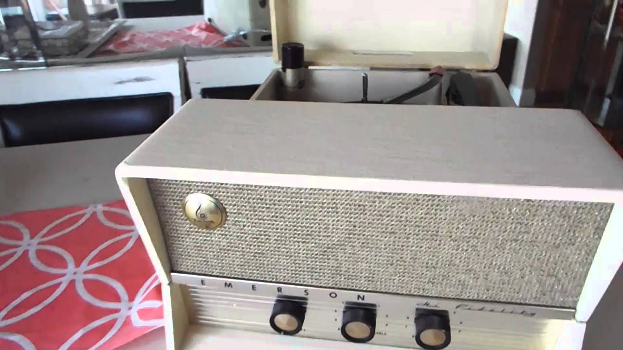 EMERSON portable Hi Fi record player playing a 33.3RPM record - YouTube