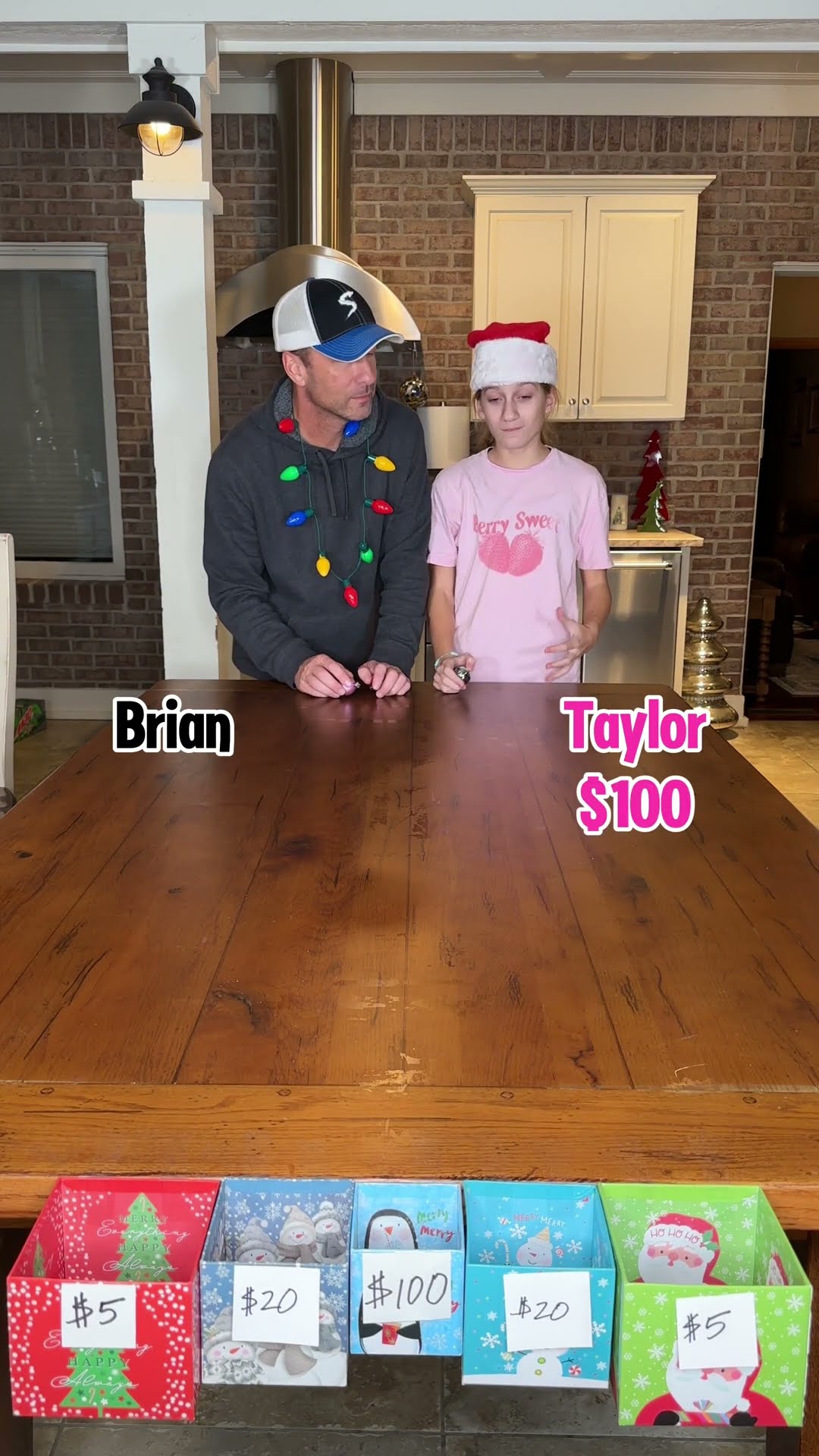 Dad vs. daughter Christmas money game! #dadvsdaughter #partygames
