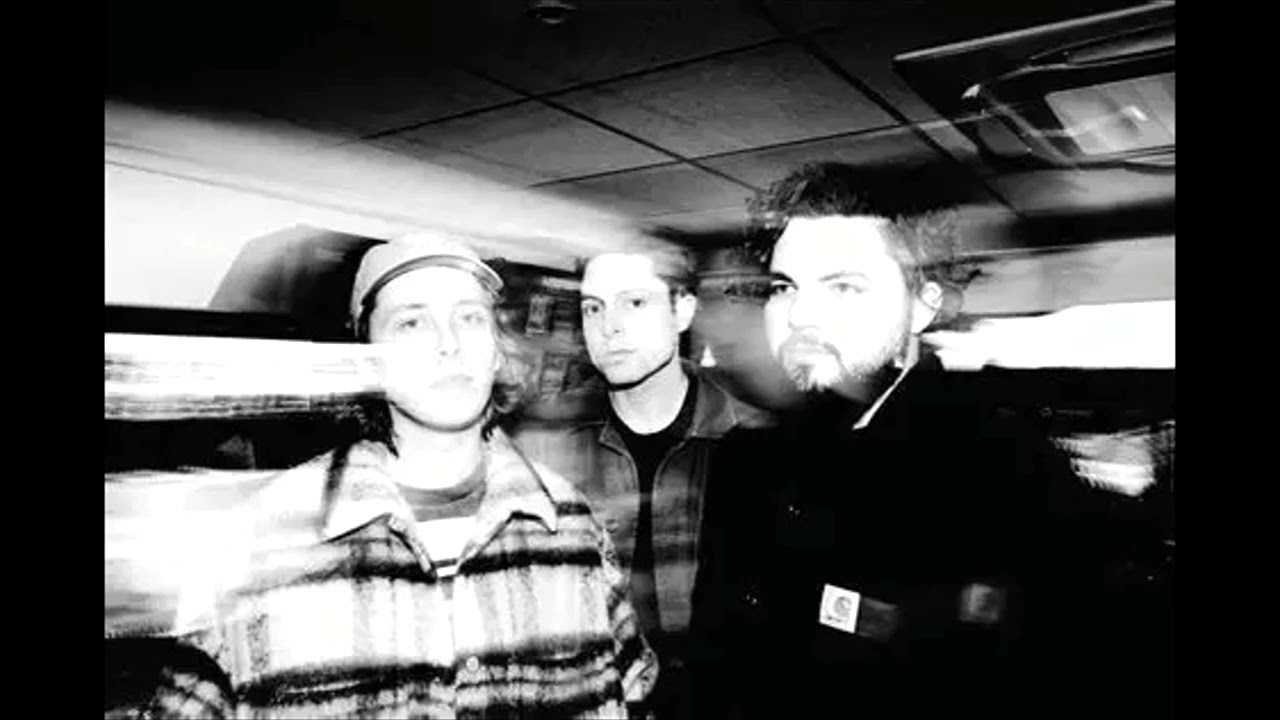 Ver LOZENGE - Silver (Modern Masterpiece Edit) no YouTube Ver LOZENGE - Silver (Modern Masterpiece Edit) no YouTube