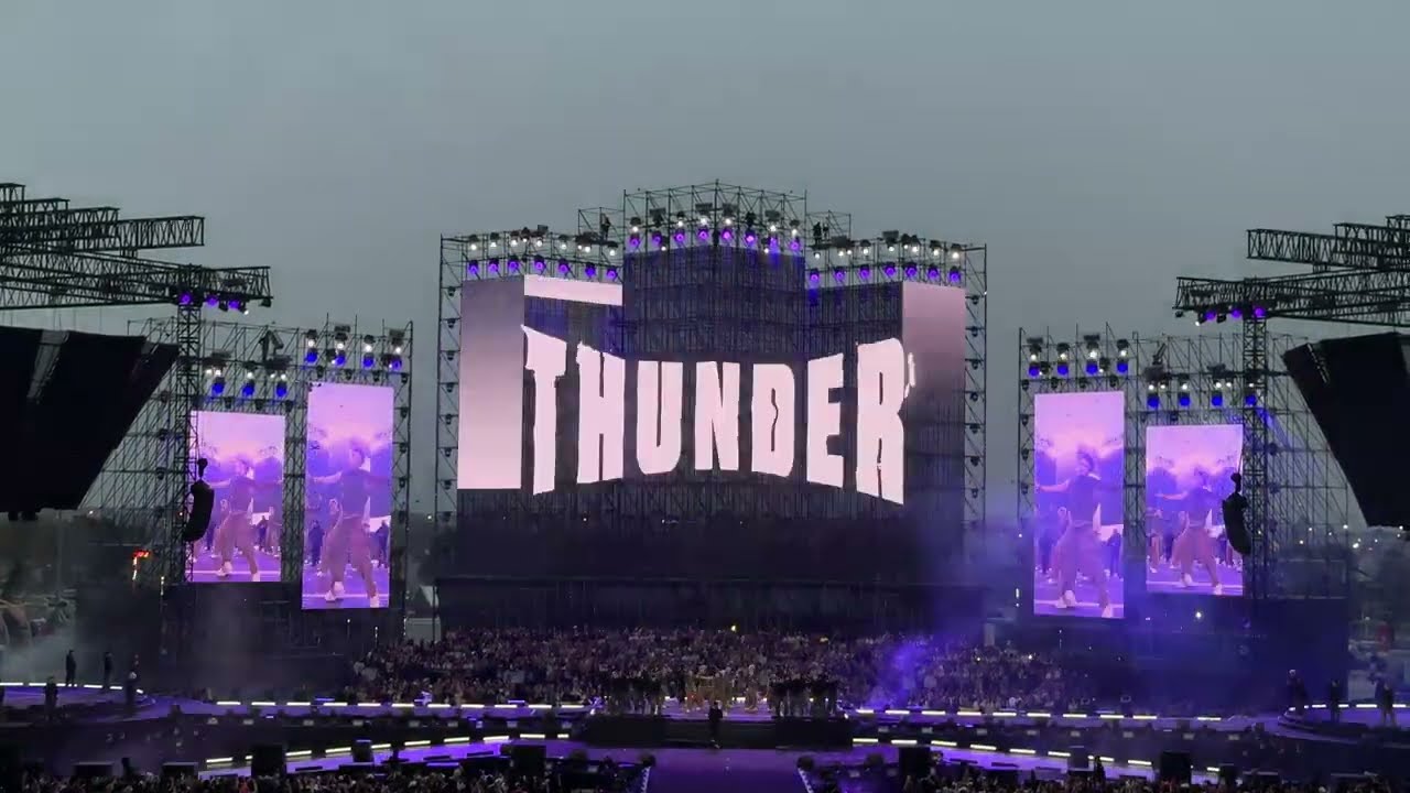 INTRO + THUNDER - UPRIZE | ĐẤU TRƯỜNG SẤM Concert 08032026