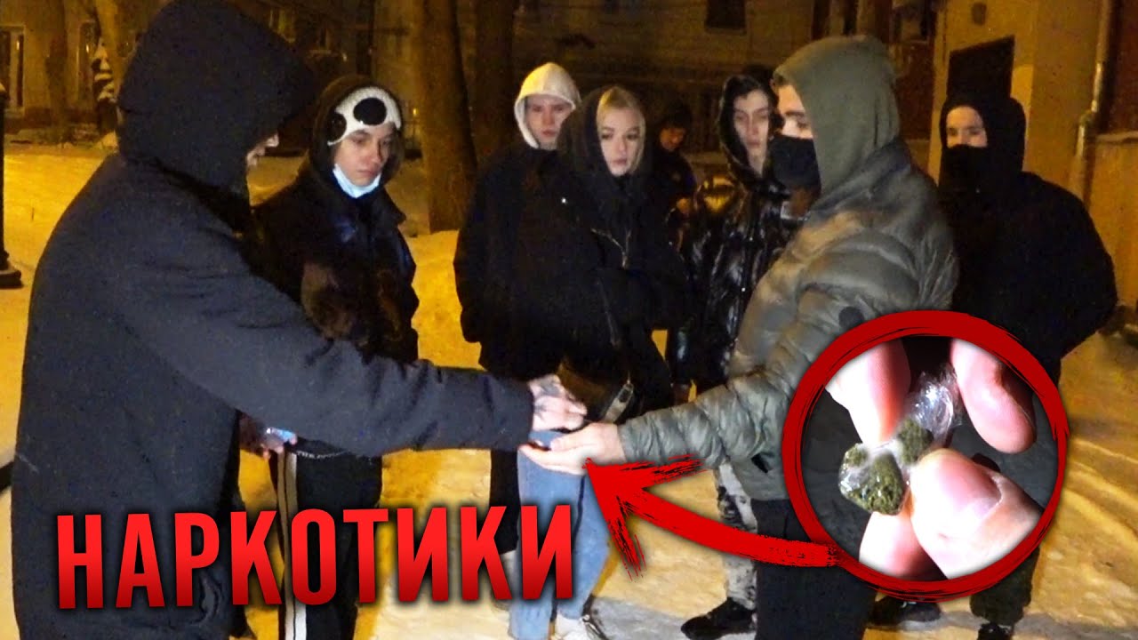 Околофутбольщик потушил льва против