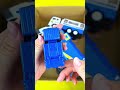 【はたらく車】ごみ収集車のおもちゃを細かくチェック！[Working car] Check out the garbage truck toy in detail!
