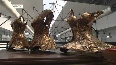 Chocolate Sculptures by Patrick Roger | euromaxx