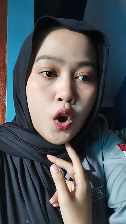 Nama : Naila Putri Fadila Nim : 011241003 Prodi : S1 Keperawatan Semester : 3