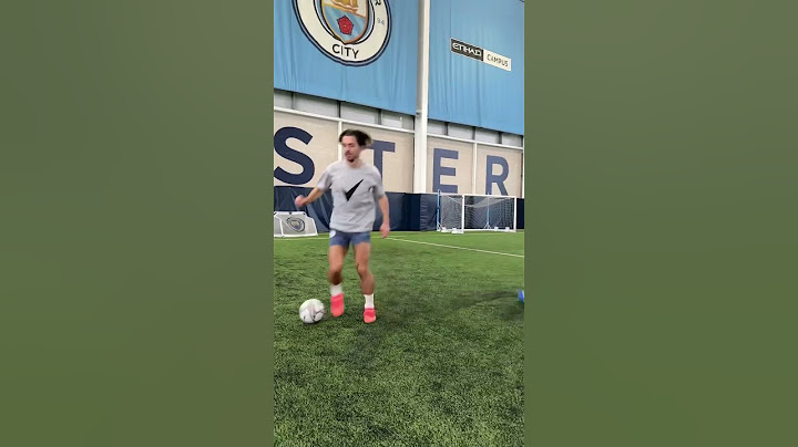 Who is that one friend that cannot defend? Jack Grealish did not have to do me like this 🤣🤝