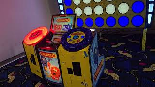 Lot 10 Connect4 HUGE - Arcade Online Auction Bid now @ BidderBros.com Sale ends September 2024