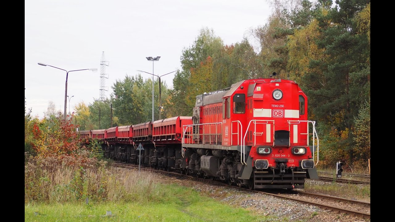 TEM2-256 DB Cargo Polska z radwanami wyjeżdża z zwału w Jankowicach ...