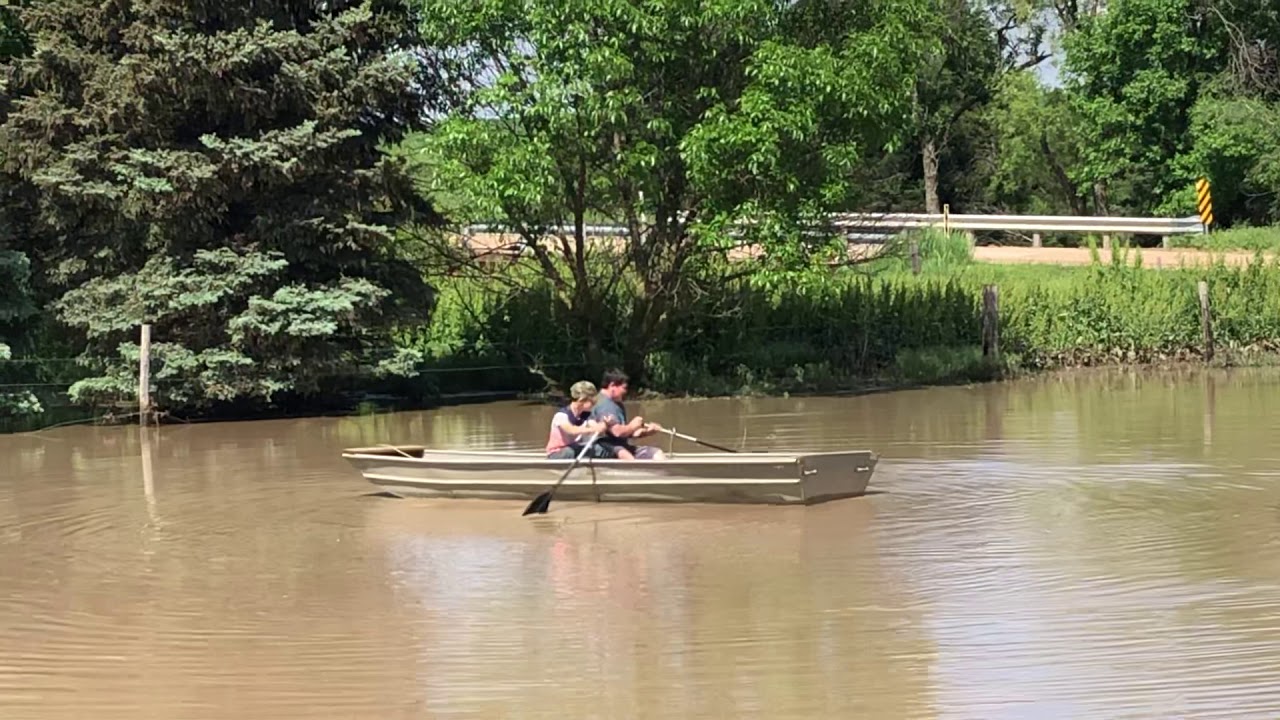 My yard flooded - YouTube