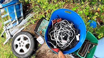 A Scrap Yard Run Of What We Found While DUMPSTER DIVING!