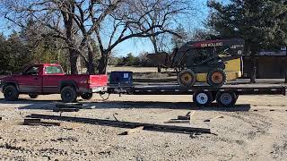 How you know your ramps are too short and your trucks too light in the rear!! by Old Iron Finder 28 views 3 months ago 1 minute, 33 seconds