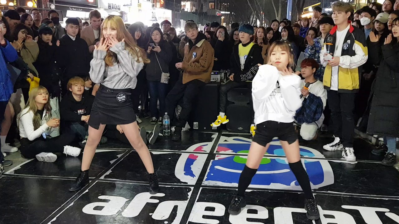 190302 Friday - 춤추는 곰돌 홍대 버스킹 직캠ㅣFriday - AF STARZ Hong-dae busking fancam
