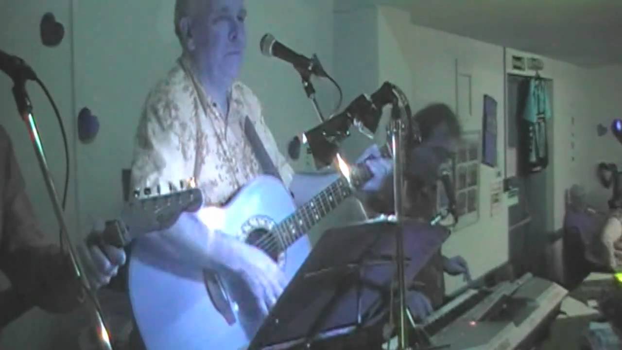 Mira Catmelodeon - The Conga en YouTube Mira Catmelodeon - The Conga en YouTube