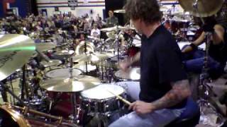 Video voorbeeld van "Steve Moore (The Mad Drummer) Solo at Woodstick 2010"