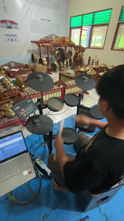 Download lagu 'Sekuat Hatimu – Drum Cover by Tama | Live Session Ruang Bernada'