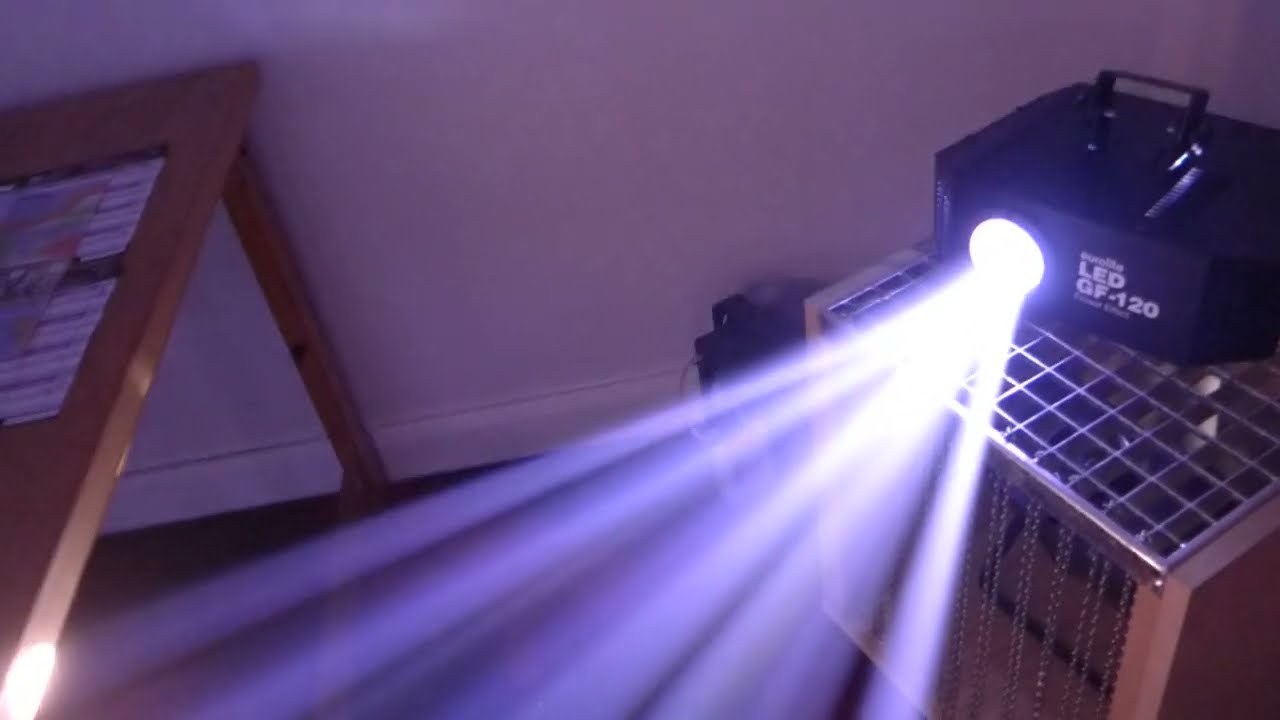 Lichteffekt Eurolite LED GF-120 im Test