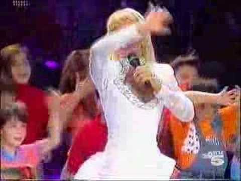 Xuxa en español - Danza de Xuxa