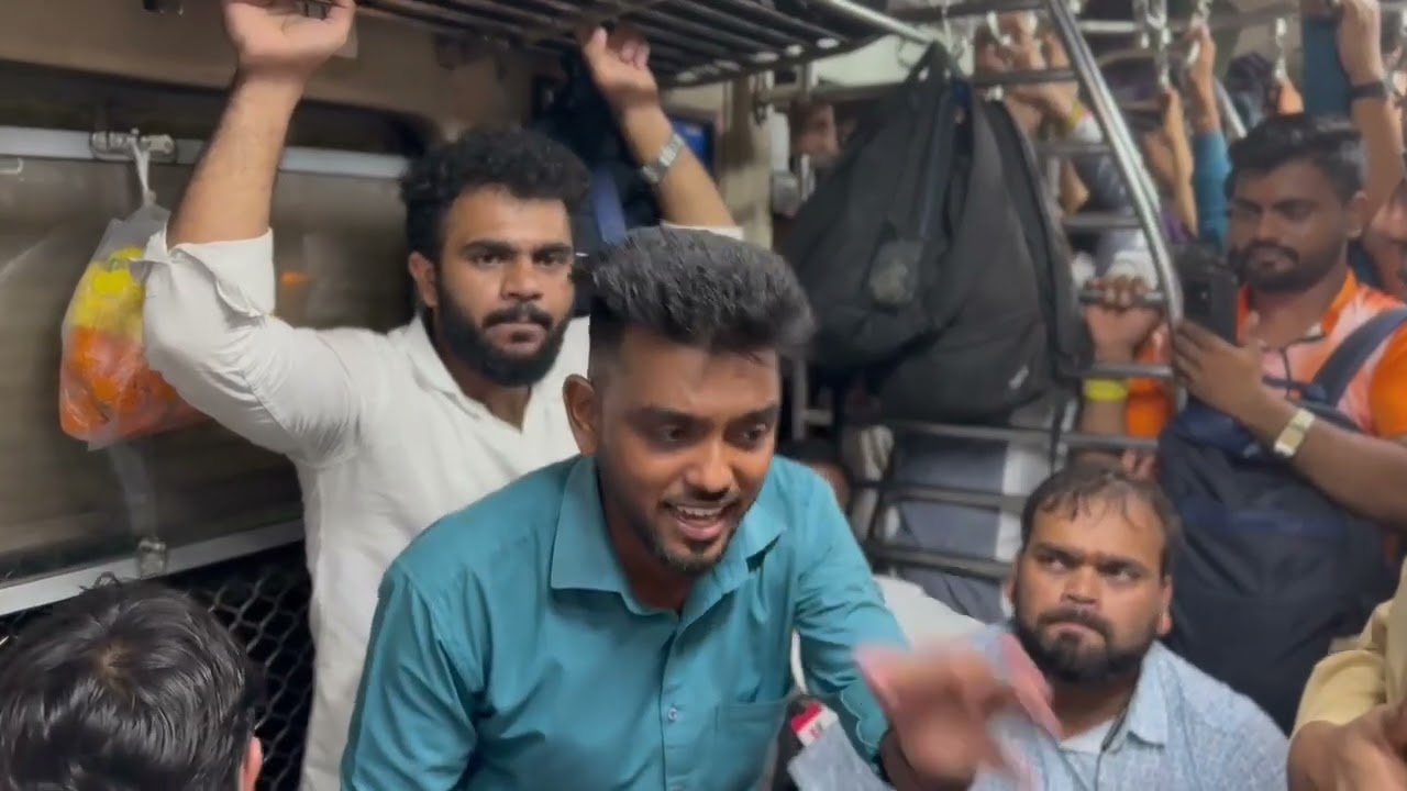 गौळण - रडू नको बाळा मी पाण्याला जाते 😍🌺