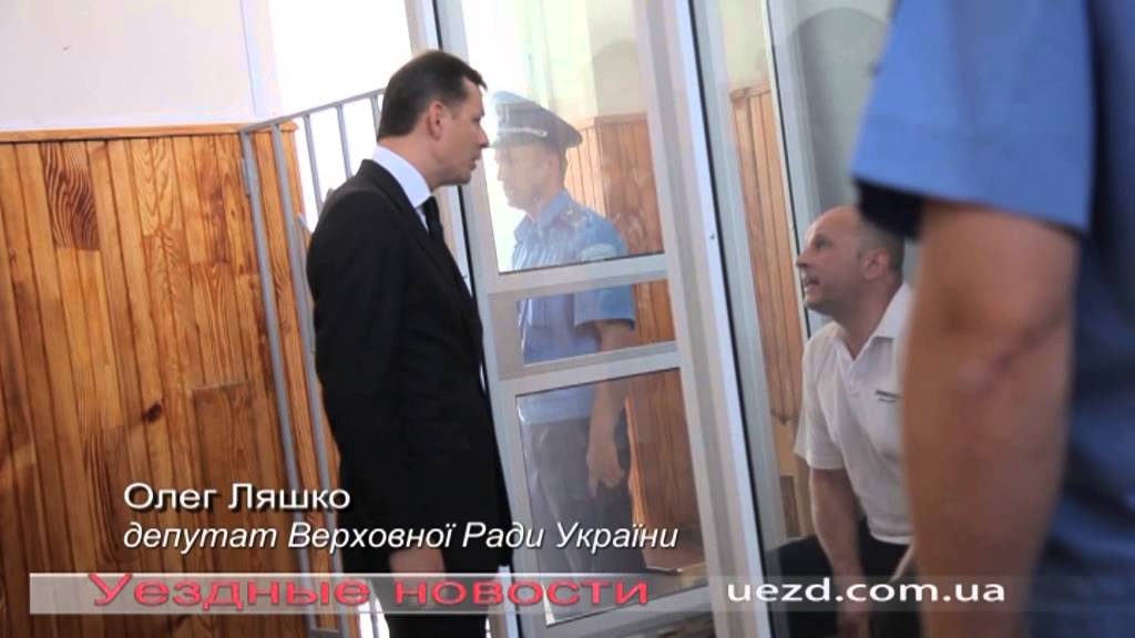 Олег Ляшко спілкується з борзнянським різником