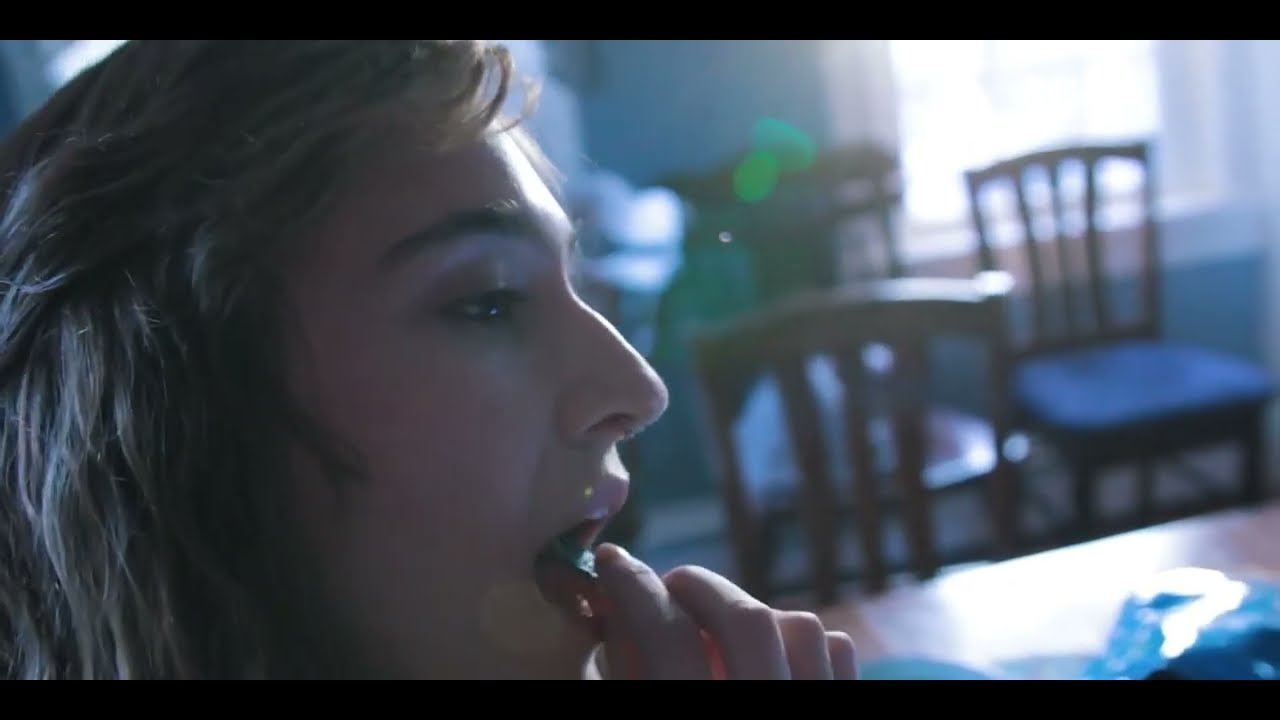 Giantess Jennifer Rose - Game Over