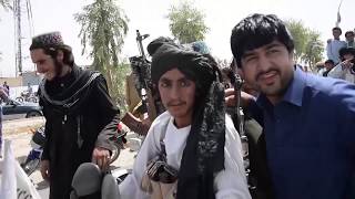 В Афганистане маленькие мальчики используются, как секс-работники.