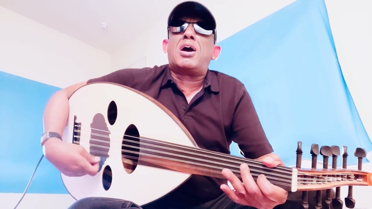 Qaaci | Hees |  muxuu nabarka caashqu BY: Shamsan Farah 