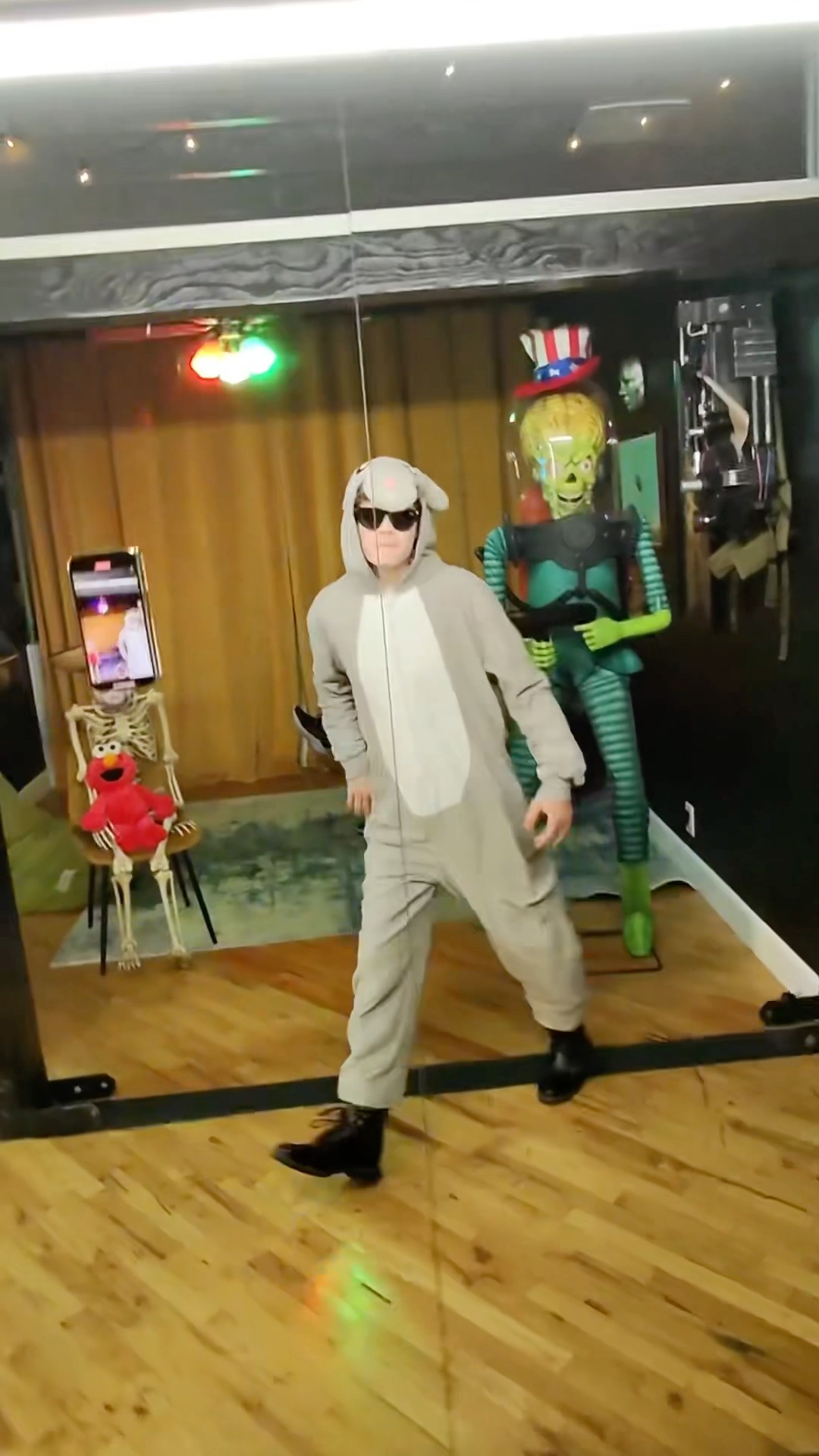 The dancing rat is my idol DC: @IShowSpeed @ratmilton