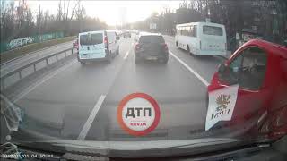 Киев. Работаем по полосе общественного транспорта АА8400ТО (ТС)