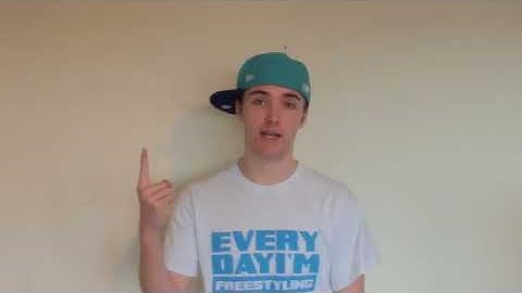 Heel Crossover Tutorial   Freestyle Football