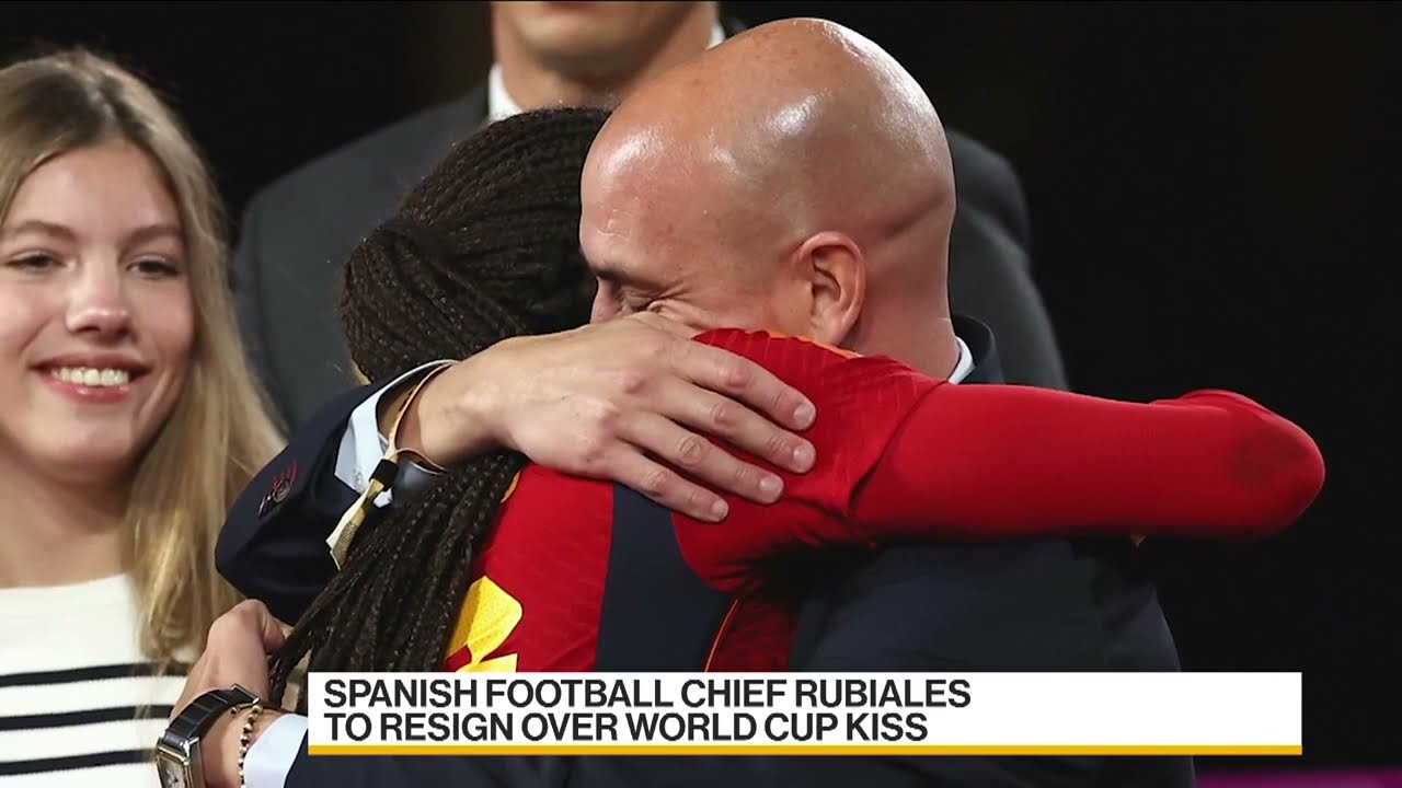 Spains Soccer Chief Rubiales Resigns after World Cup Kiss