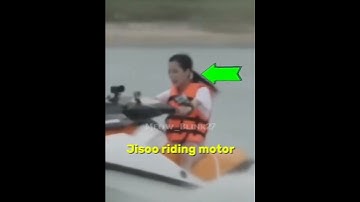 Lisa riding motor 🗿🔥 #blackpink #blinks #lisa #jisoo #rosé #jennie #kpop #shorts #cute #reaction