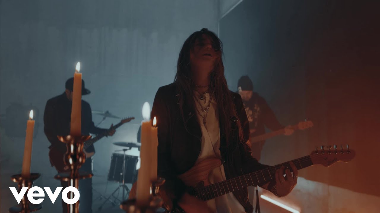 Aura Davis - Do You Hate Me Now? (Official Music Video)