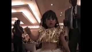 Küçük Kızdan Harika Bir Showayşegül Show