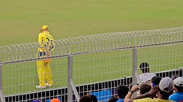 🇦🇺 David Warner dancing to "Srivalli" at Eden Gardens - "The Pushpa Dance" #icccricketworldcup2023