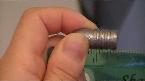 Measuring groove distance in a cast bullet