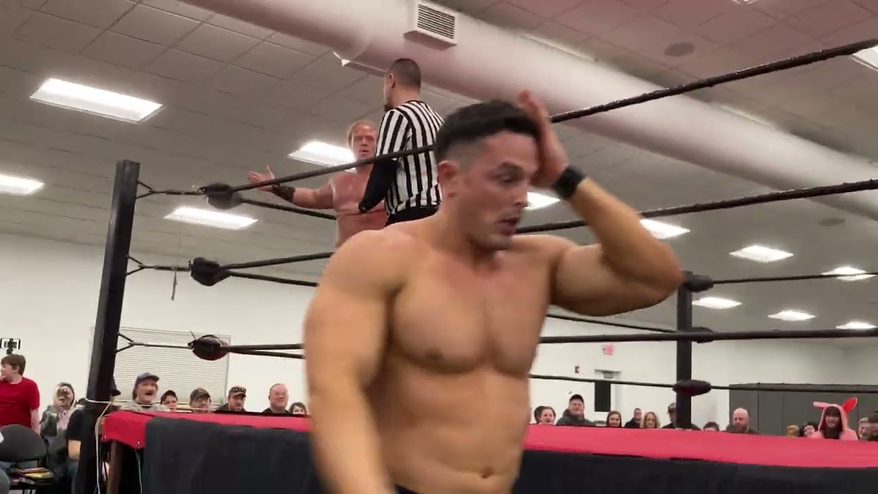 Luscious Lawrence vs Jessie Godderz 3/26/22