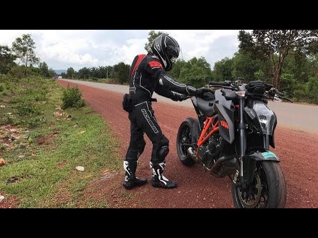Ktm super duke 1290 with Ducati Diavel to Sihanouk ville and Bokor part 2