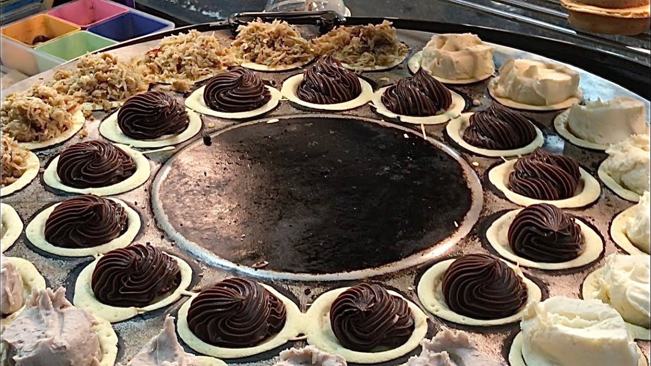 Wheel Cake Taiwanese Tasty Street Food Cooking TARO CHOCOLATE TUNA