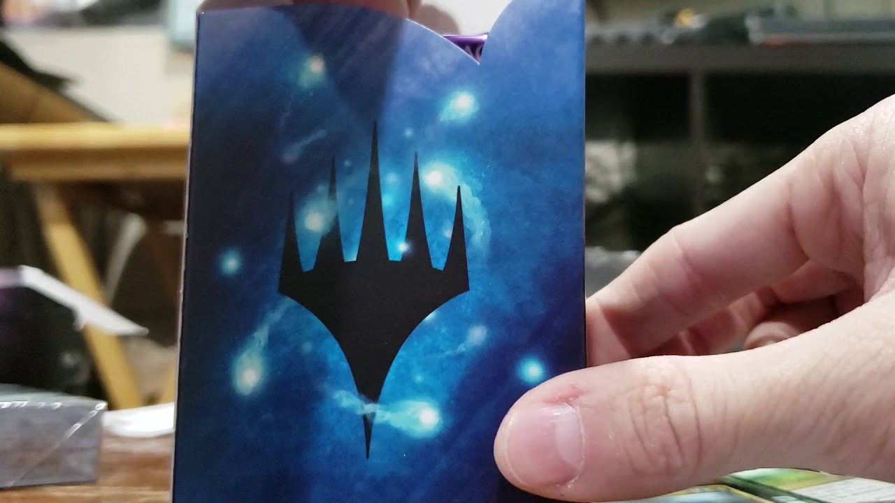 Magic The Gathering: Throne of Eldraine | Oko The Trickster Planeswalker Deck Unboxing