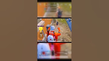 1v3 Clutch While My Teammates Troll