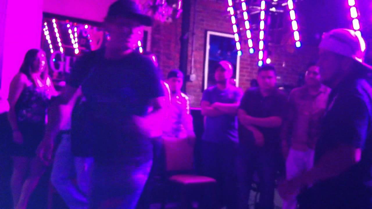 LA CHIKIS EN EL BIKINI BAR 8 D JULIO.MOV YouTube