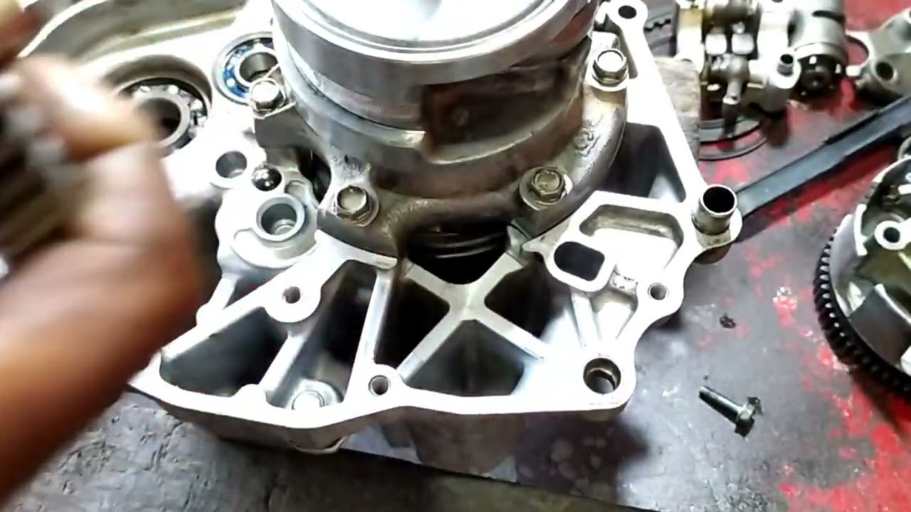 HONDA NIGTHAWT 250 ARMADO DE MOTOR PARTE 1