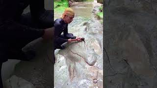 Manual Split Method for Rock Processing : How Layer Break Reveals Hidden Gold Particles Inside Stone