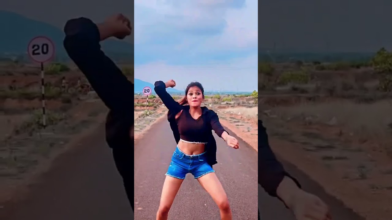 Chaluchu Hali Hali Reels Video By Devil Queen Arpita 