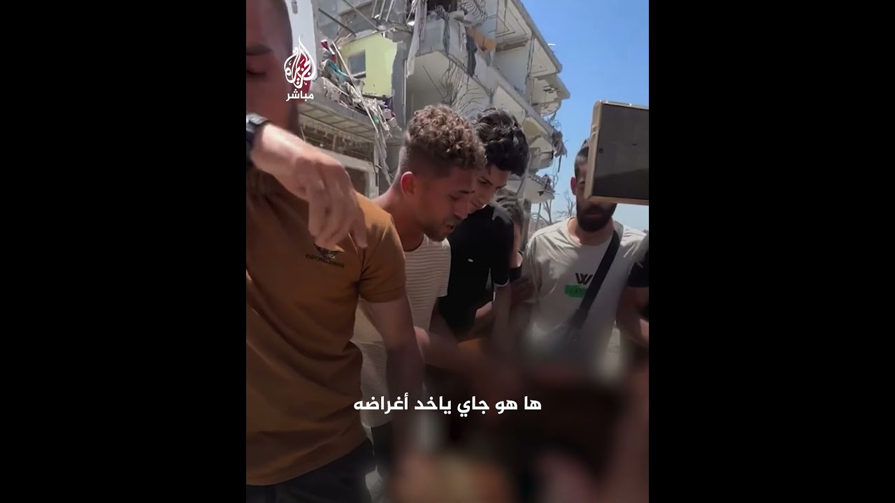 جيش الاحتـلال يُطلق النار على فلسطينيين أثناء عودتهم لتفقد منازلهم التي دمرها في جباليا