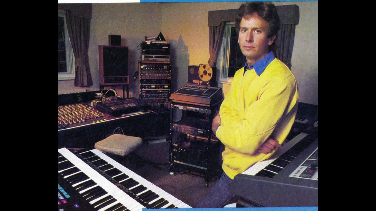 Tony Banks Interview January 1990 - YouTube